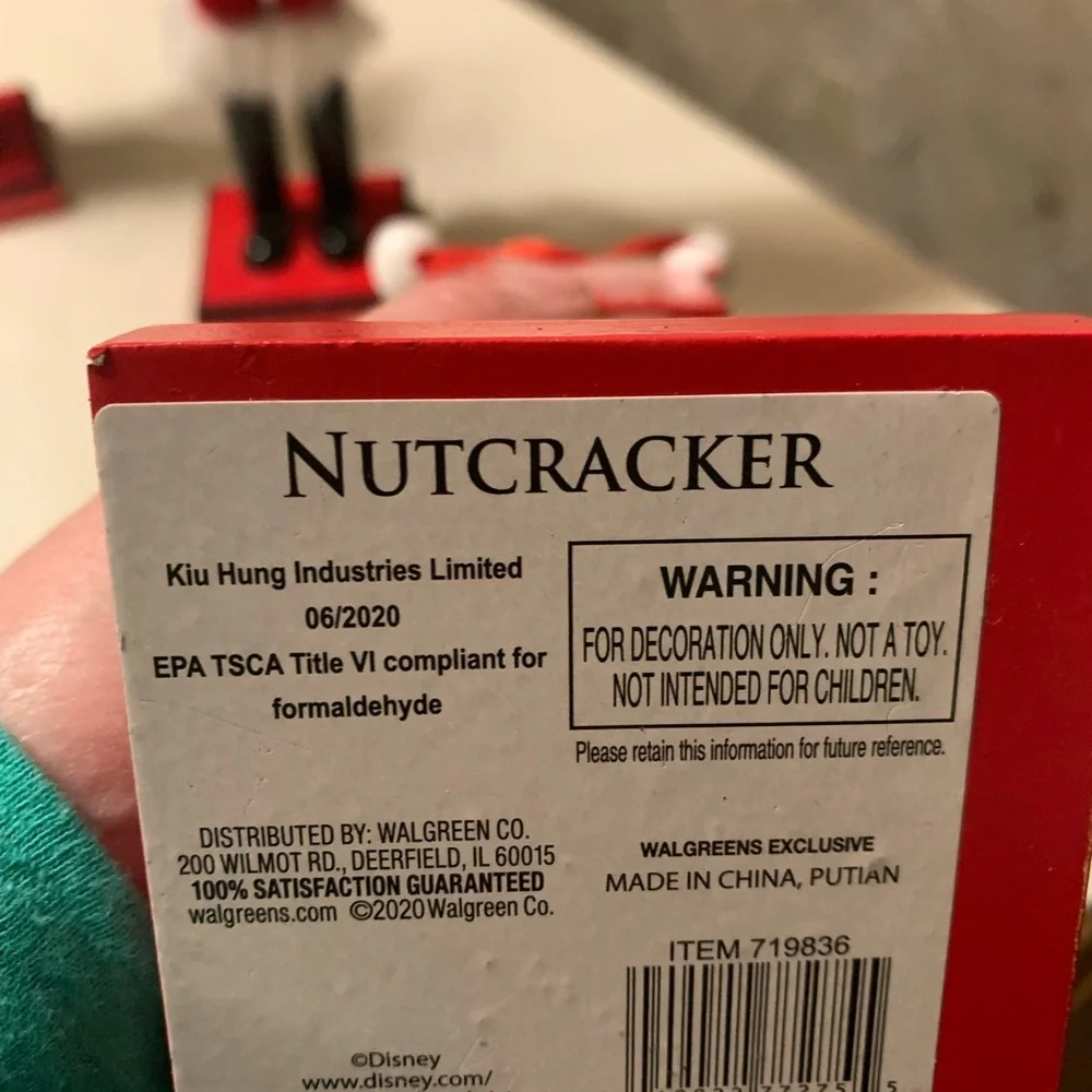Nightmare Before Christmas Holiday Nutcracker Set - Picture 12 of 12
